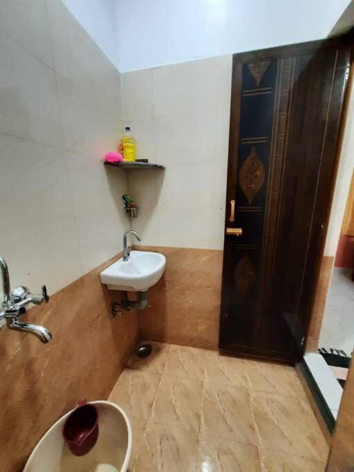 Getz Cottage - Valparai Ngoại thất bức ảnh